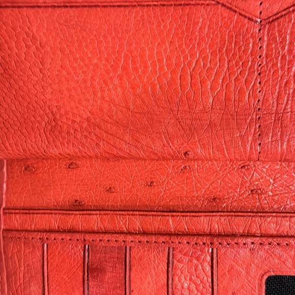 GENUINE OSTRICH LEATHER LADIES TRIFOLD RED WALLET - Picture 6 of 7